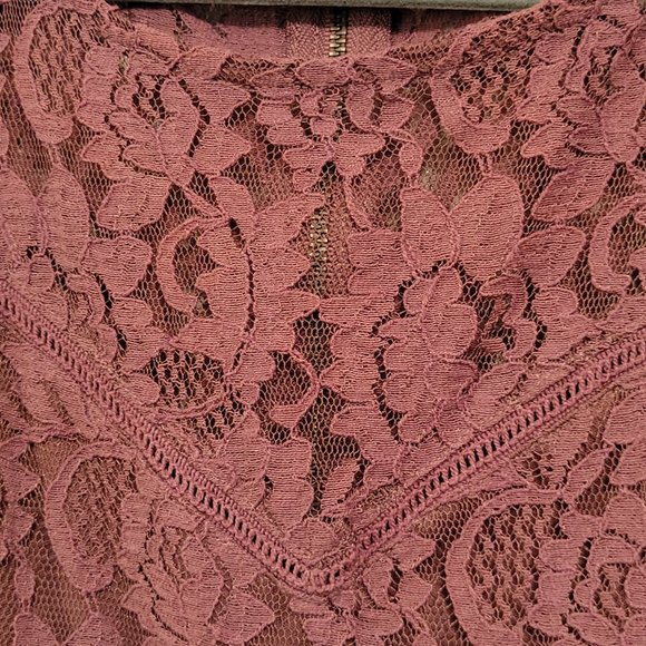 Altar'd State Pink/Mauve Above Knee Lace Dress - sz M - Picture 5 of 10